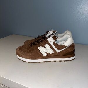 New Balance 574 Athletic Shoe